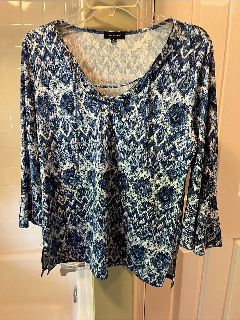 Verve Ami Blue White Lace-Up Long Sleeve Top. Size S.